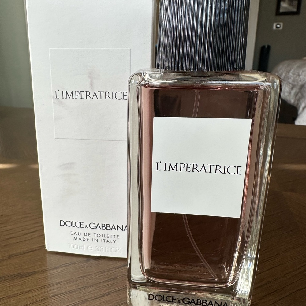Dolce & Gabbana L'Imperatrice Fragrance with Pink Hue
